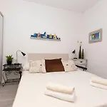 Dora Apartman *