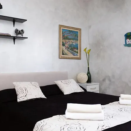 Appartement Beautiful With Garden And Terrace Split