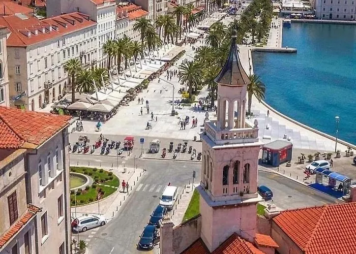 Beautiful With Garden And Terrace Split